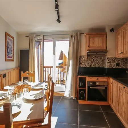 Triplex 75m² - 2 Chambres, 1 Cabine, Cheminee, Wifi, Proche Pistes Et Commerces - Fr-1-637-11 בקתה