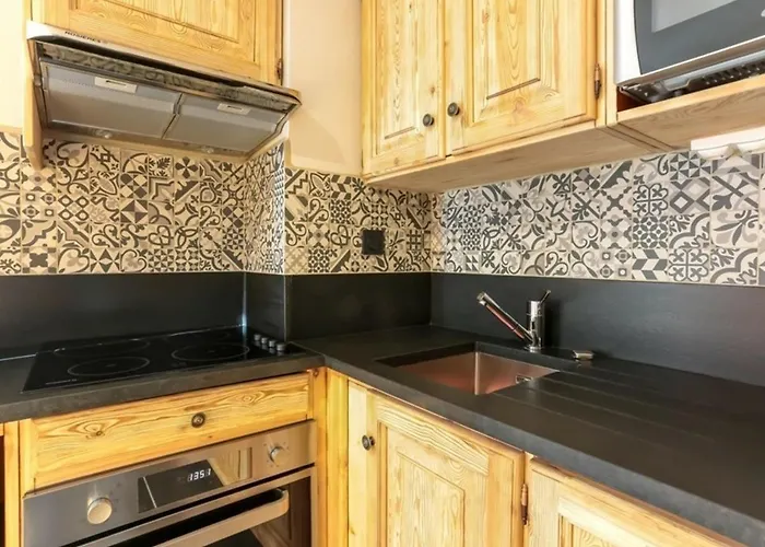 Alpstuga Triplex 75m² - 2 Chambres, 1 Cabine, Cheminee, Wifi, Proche Pistes Et Commerces - Fr-1-637-11 *