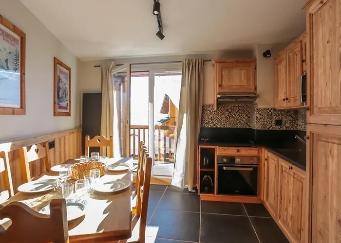 Triplex 75m² - 2 Chambres, 1 Cabine, Cheminee, Wifi, Proche Pistes Et Commerces - Fr-1-637-11 Alpstuga